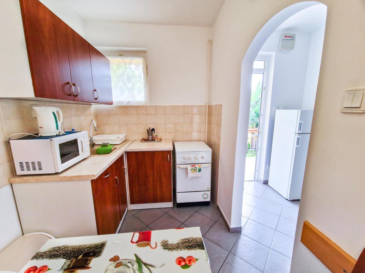 Weinberger Vendégház Zamárdi Esterno foto